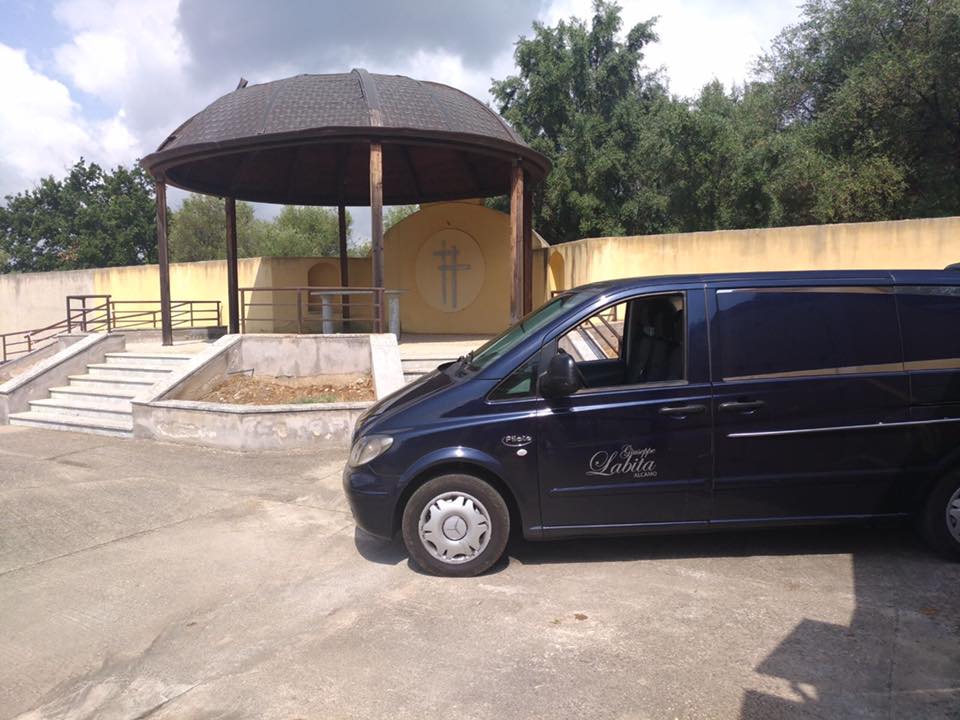 Furgone trasporto salma