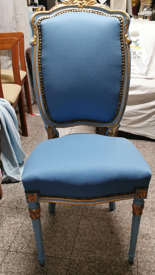 rifasciatura poltron azzurra