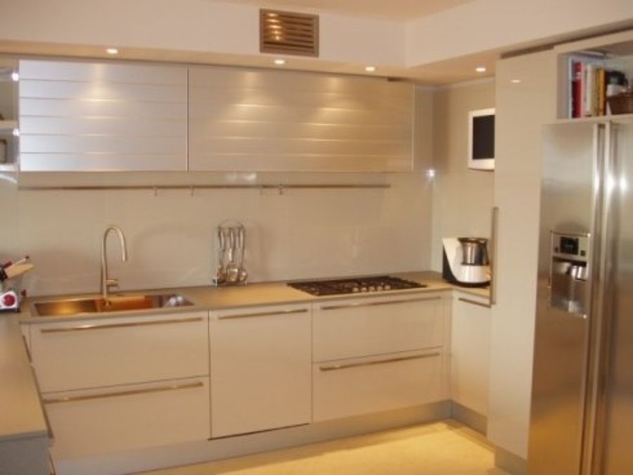 cucina bianca laccata