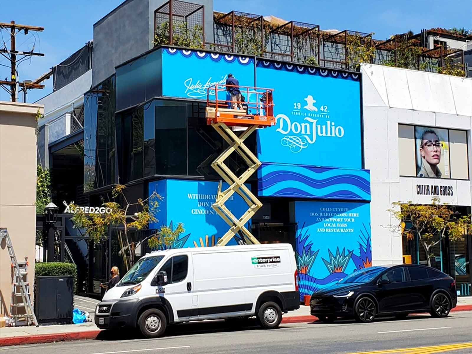 Window Graphics for NVE Experience Agency and Don Julio 43 grand format digital printing