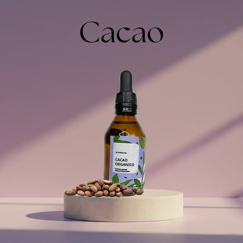 Botella de cacao con gotero sobre un pedestal, granos de cacao y la palabra 