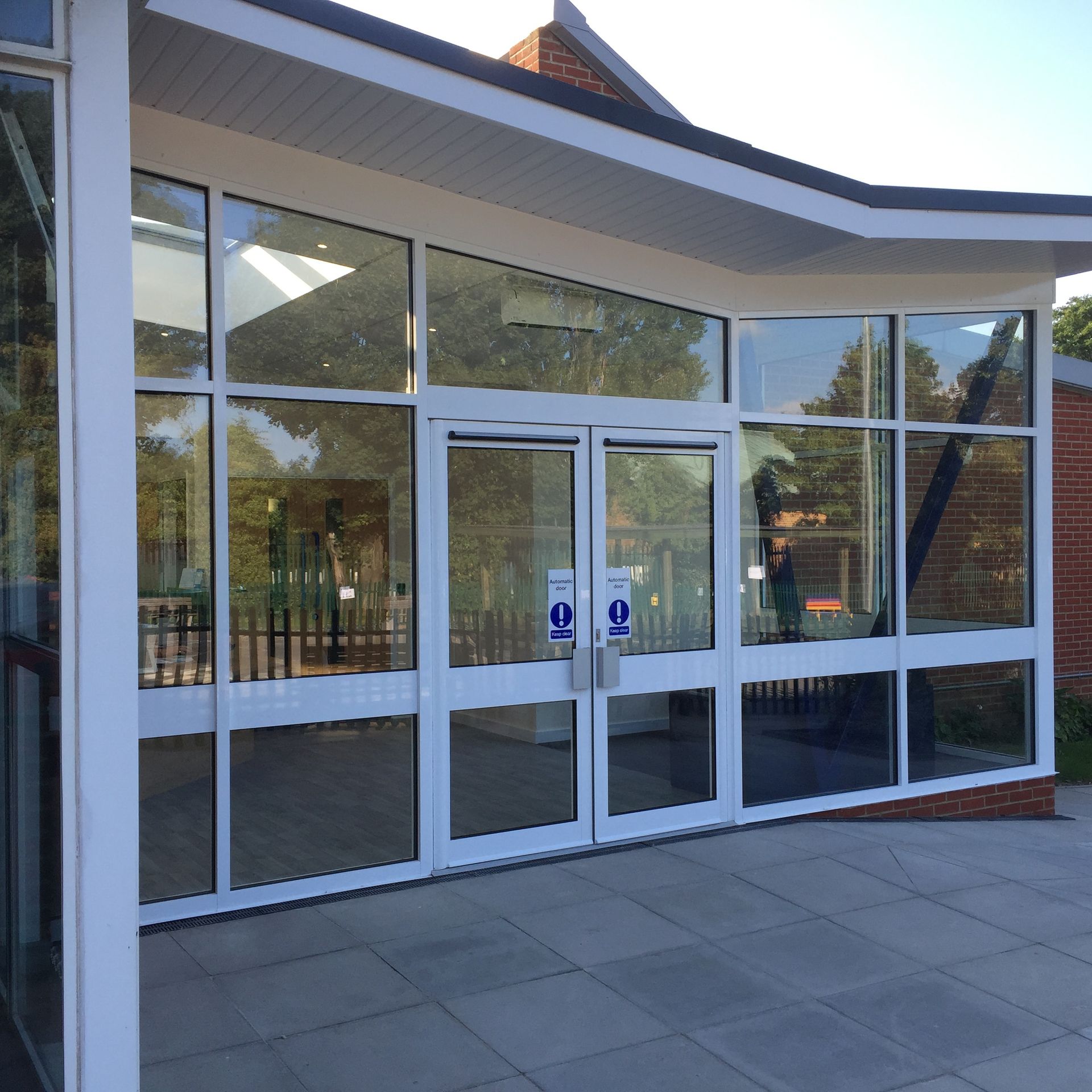 Glass installation services