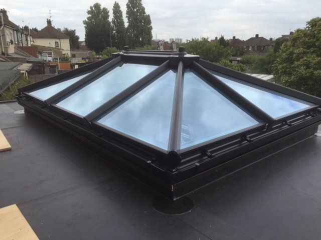 black roof light