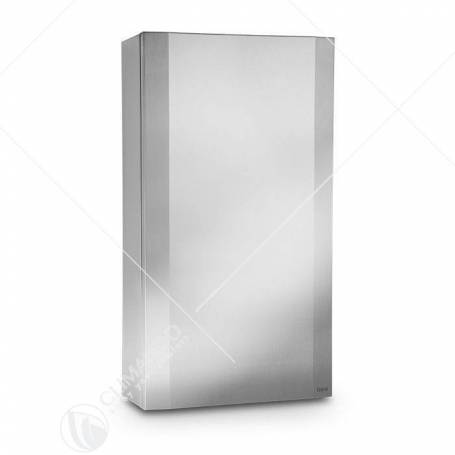 Una scatola di acciaio inossidabile su uno sfondo bianco.