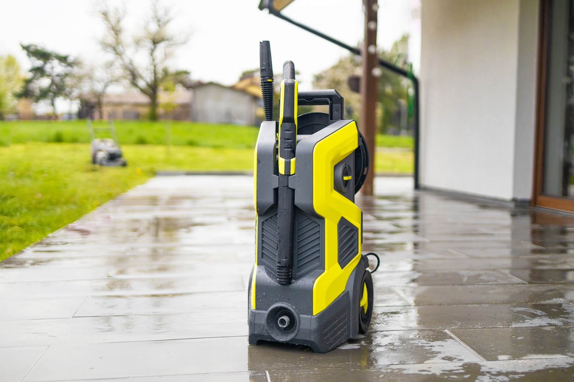 Yellow And Black High Pressure — Grayville, IL — Thompson’s Pressure Washing