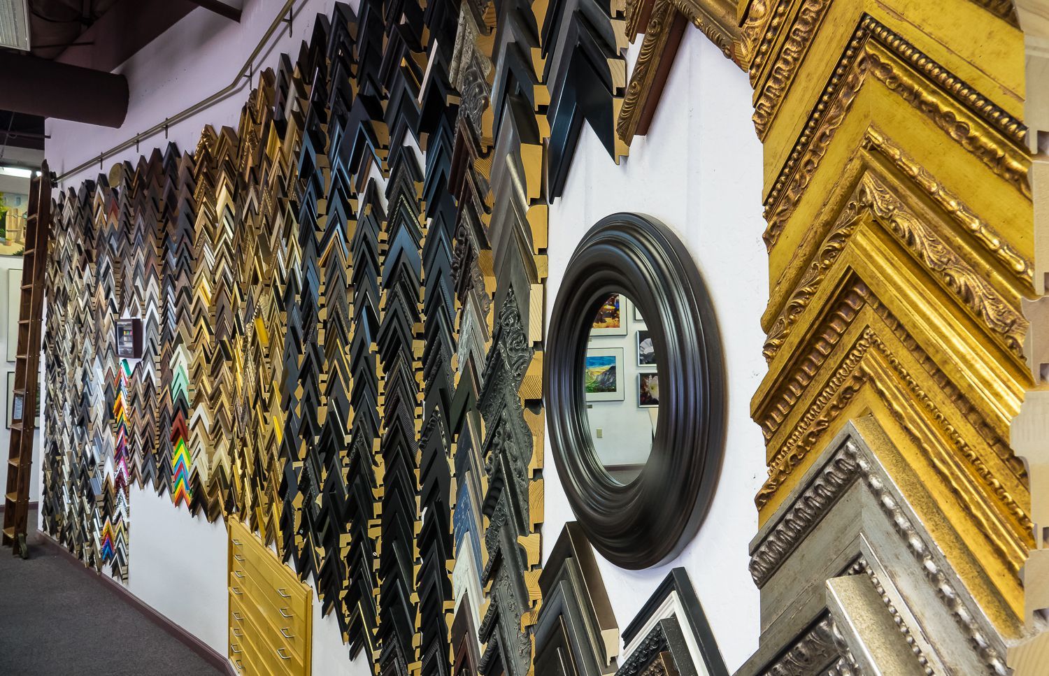 Esprit Decor Gallery & Framing Together, We Make Memories!