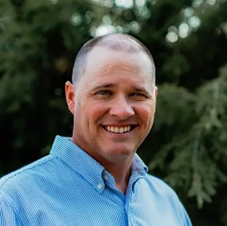 picture of Greg Richards male insurance agent in Iowa