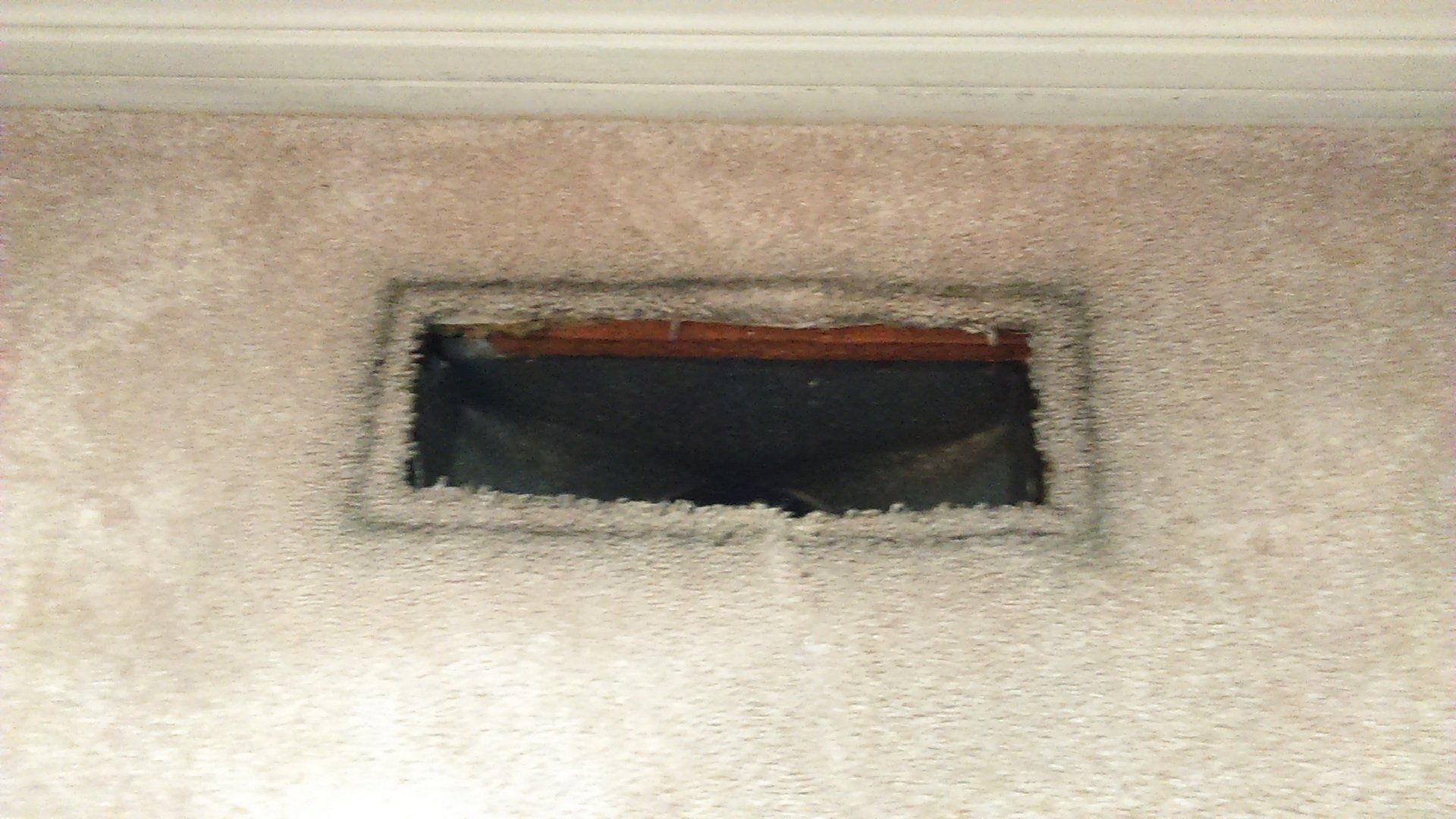 Black Stains Around Vent — Gallatin, TN — Master’s Touch Cleaning and Restoration