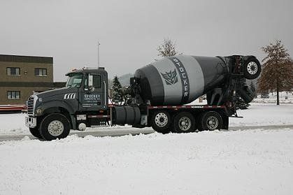Concrete Poring — Truck Cement in Gnadenhutten, OH