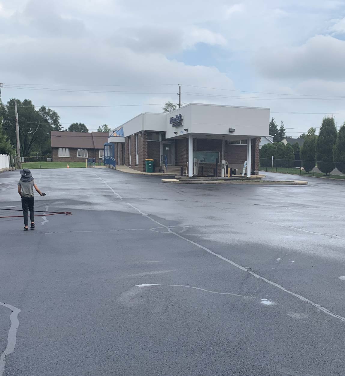 Public Road Sealcoating, Asphalt Crack Filling, Montgomery County PA