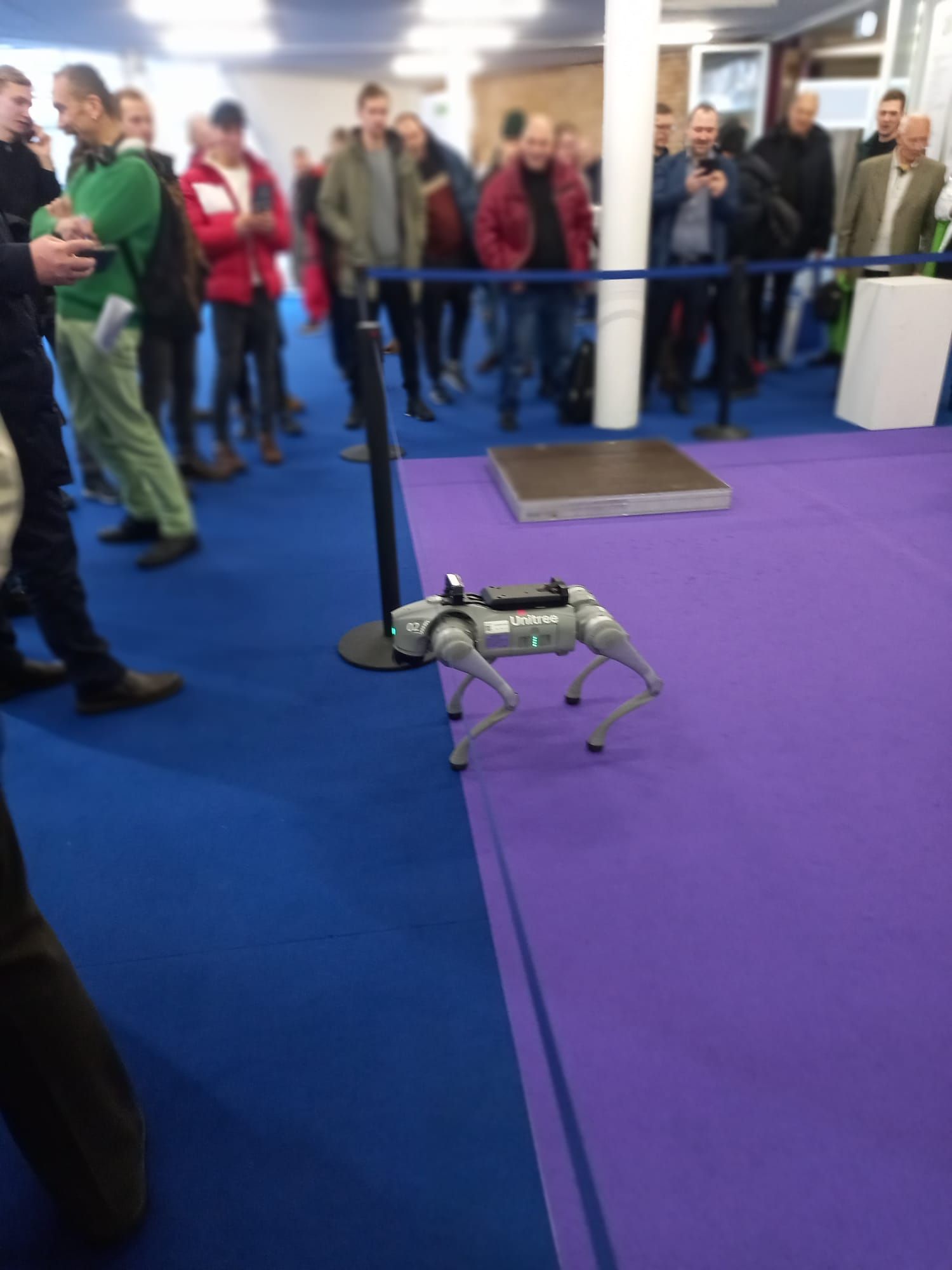 Robot Rokas Datorsistēmu tehniķi dotas pēc zināšanām uz “Tech industry 2023”