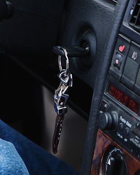 car-key-inside-ignition
