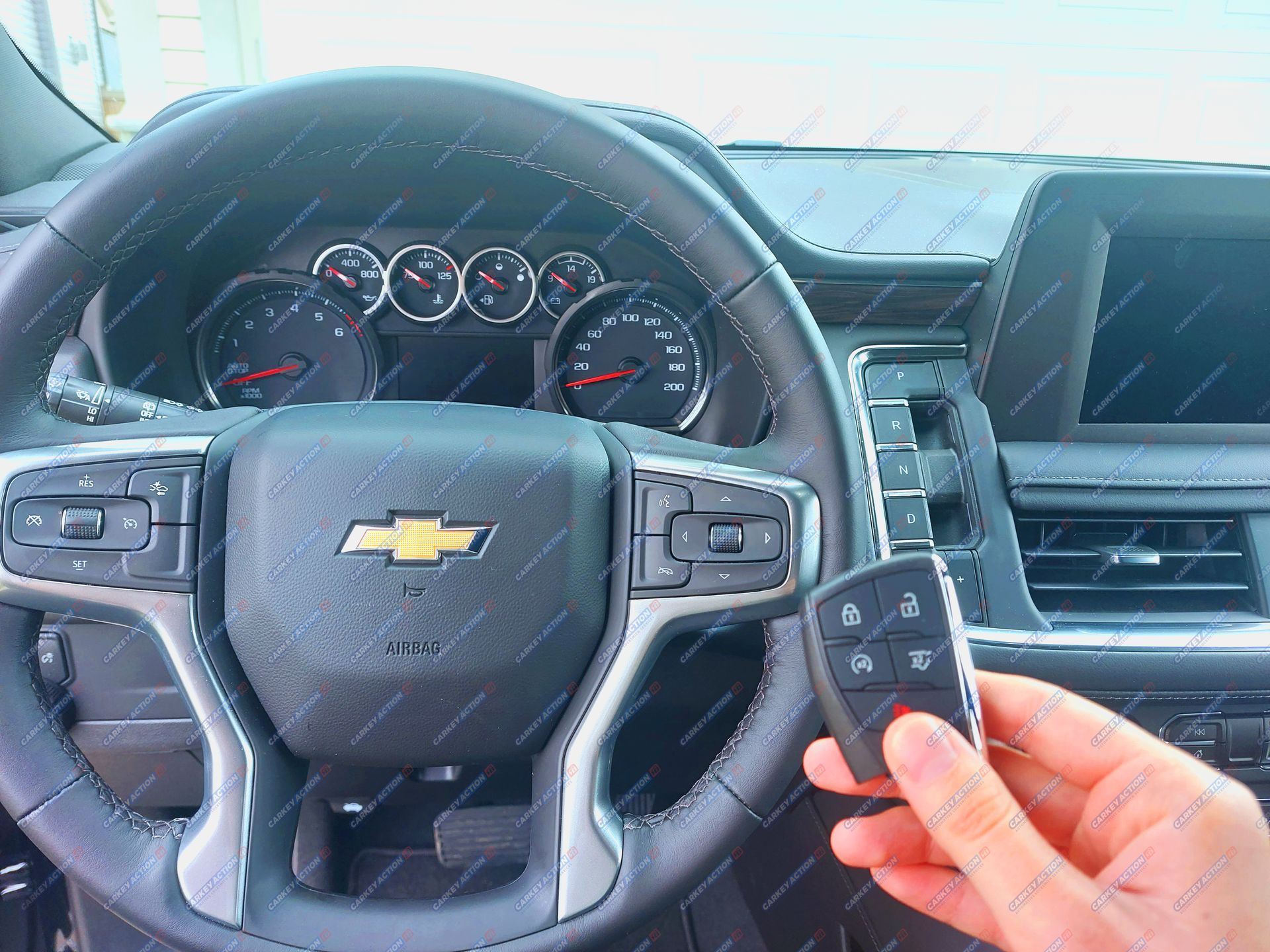 chevrolet-tahoe-2022-car-key