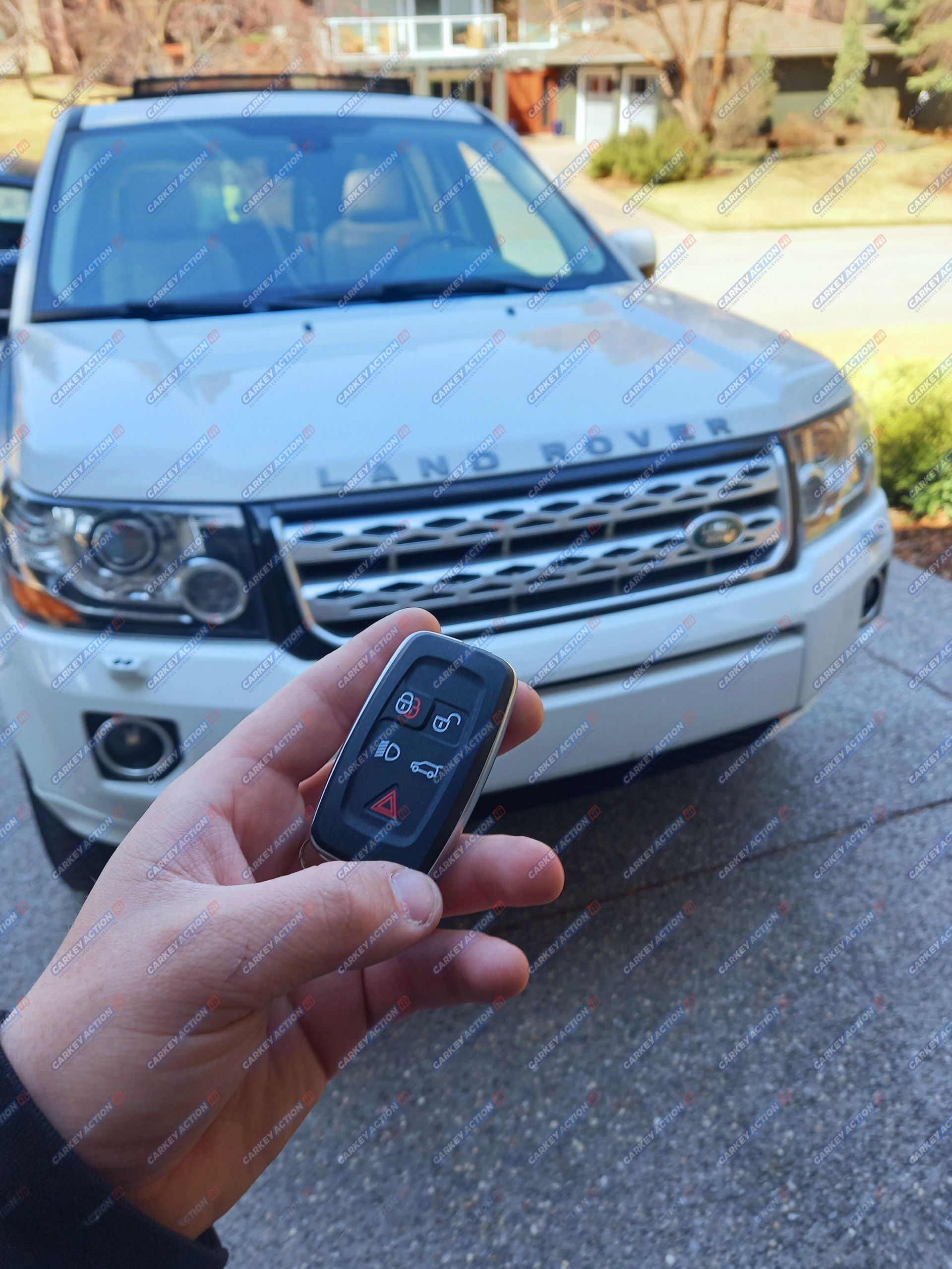 land-rover-lr2-2012-car-key