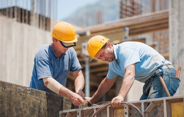 Work in Construction? How to Protect Your Back