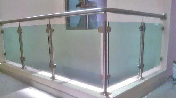 ALUMINIO Y HERRERÍA DE VERACRUZ - BARANDALES