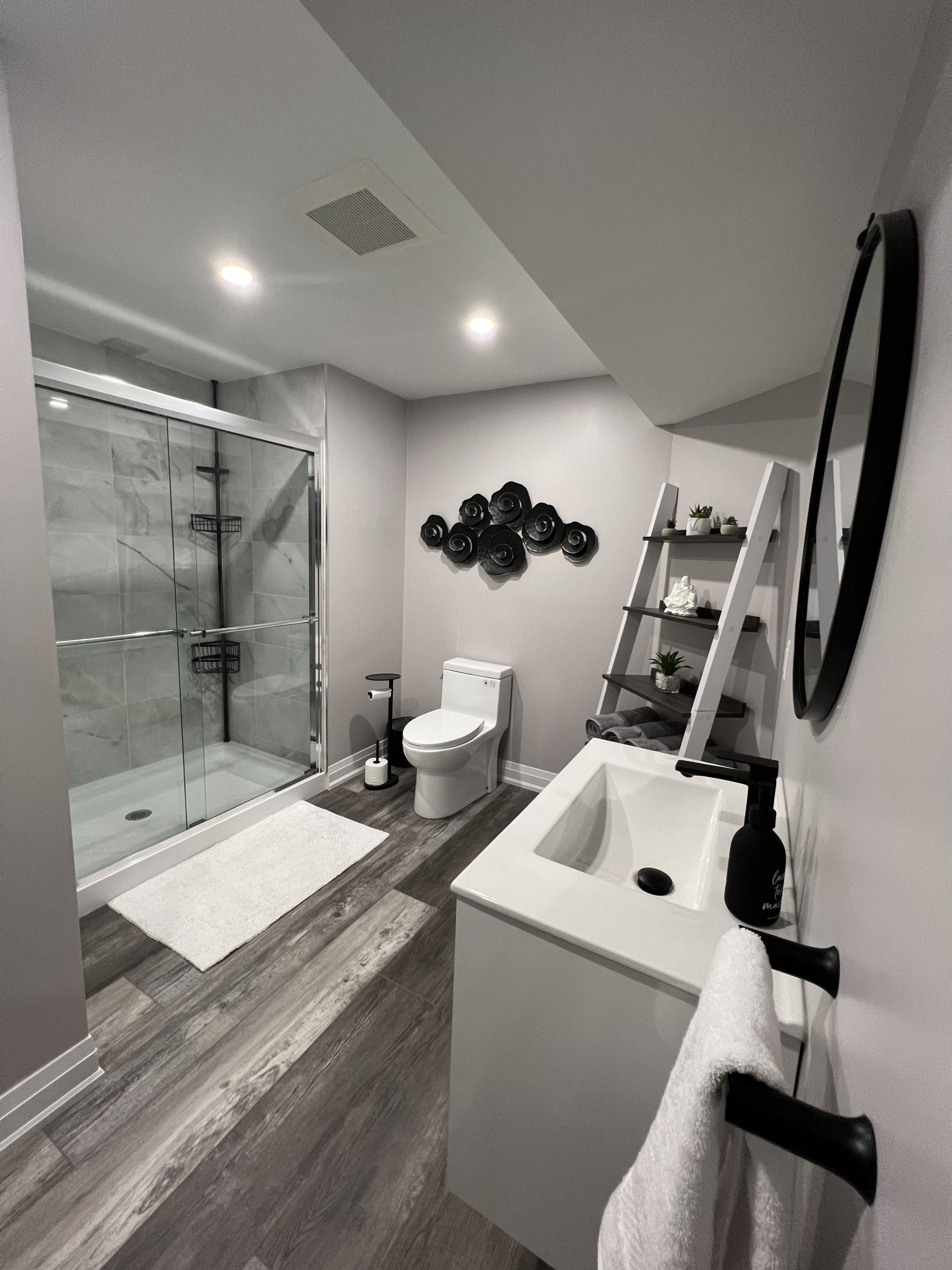 Modern basement renovation - 028