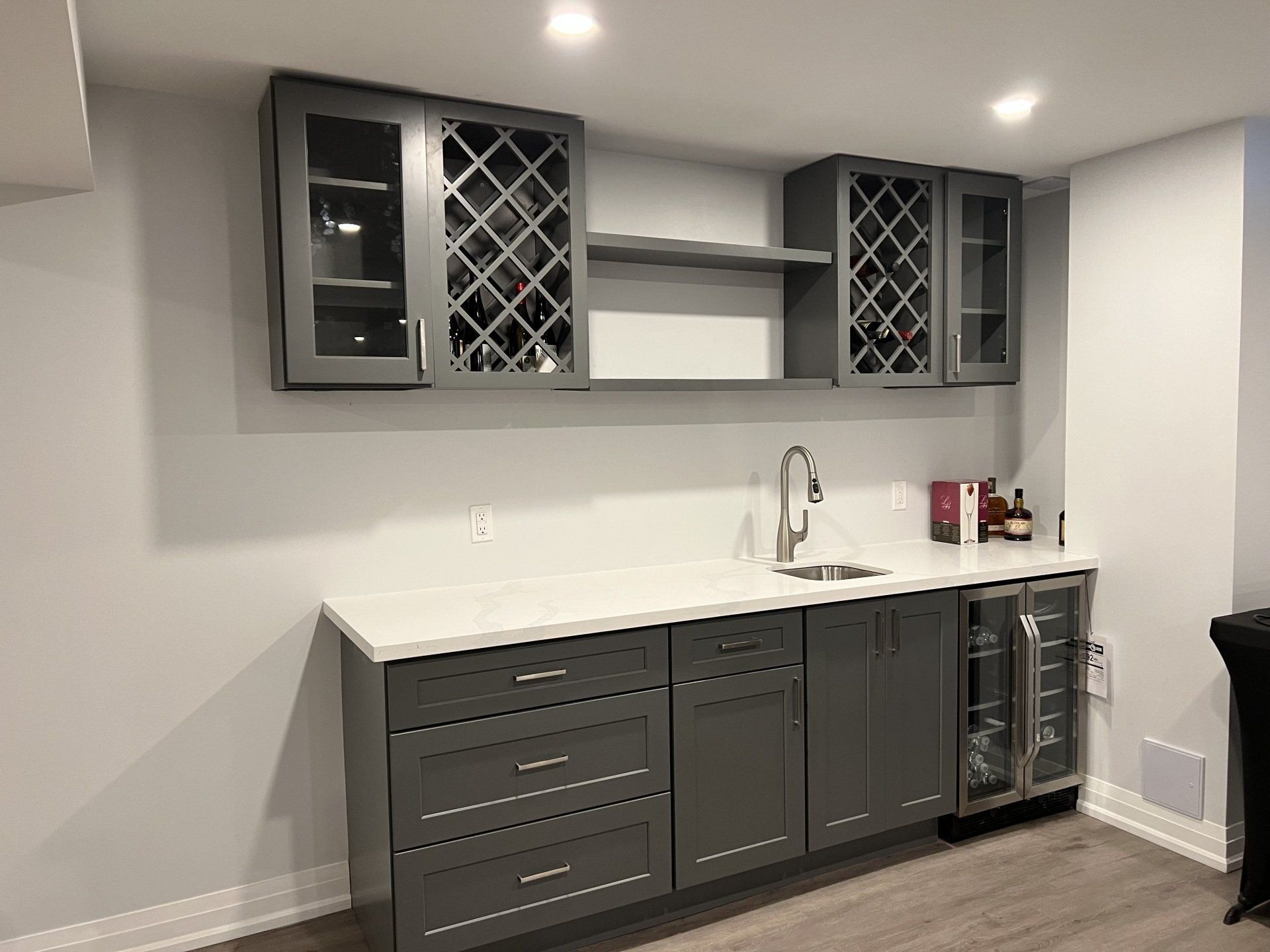 Modern basement renovation - 008