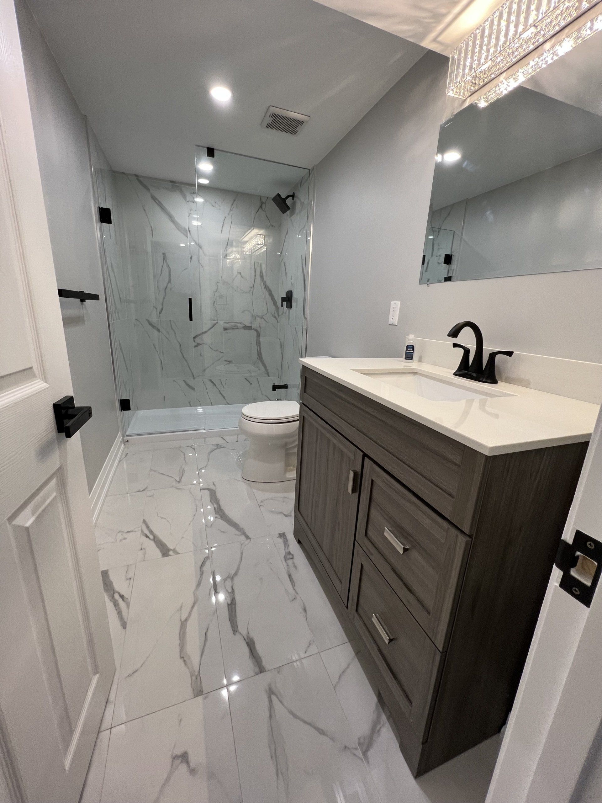 Modern basement renovation - 006