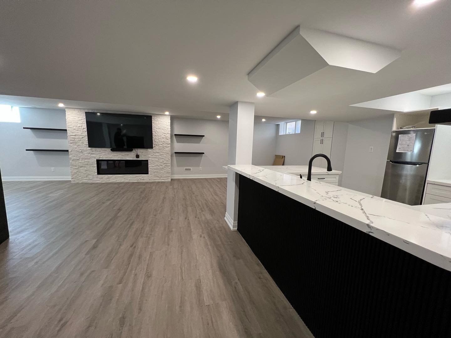 Modern basement renovation - 004
