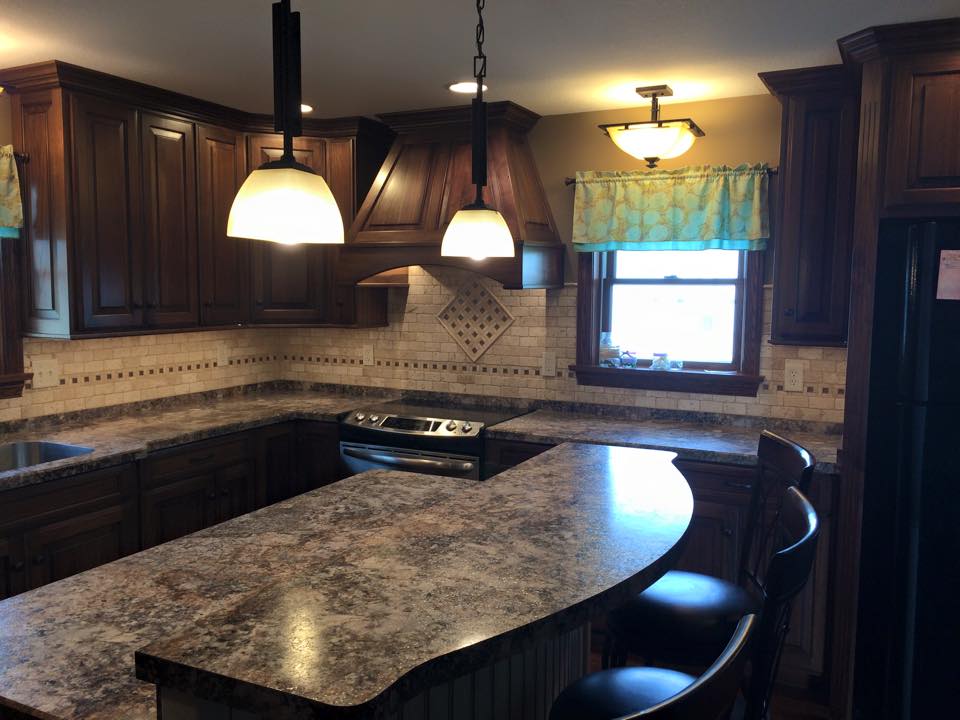 Kitchen With Custom Tile Wall — Forrest, IL — Finishing Touch