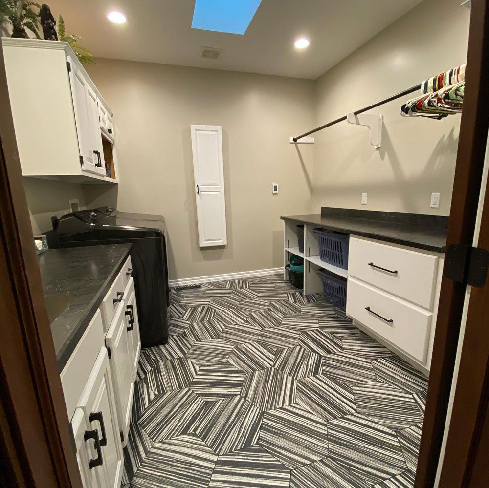 Custom Tile On Laundry Room — Forrest, IL — Finishing Touch