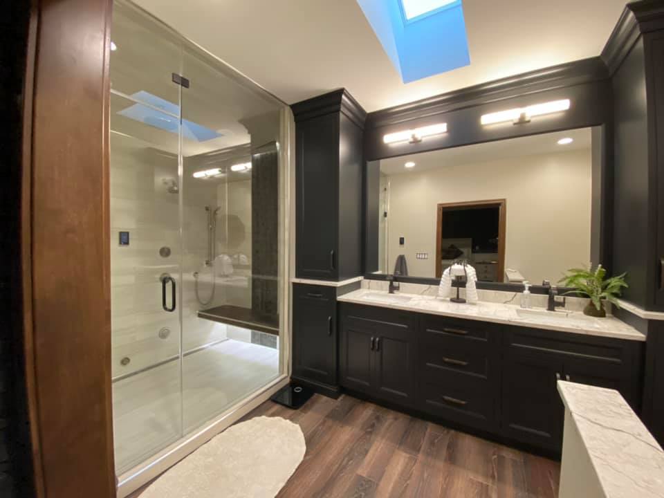 Glass Shower Door — Forrest, IL — Finishing Touch