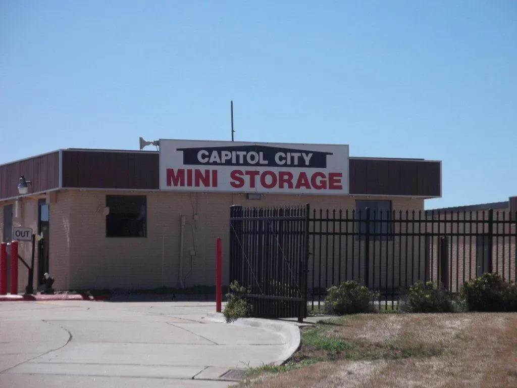 Front Store — Des Moines, IA — Capitol City Mini Storage