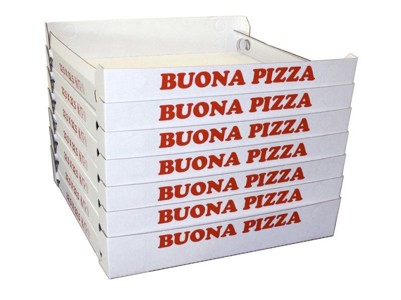Una pila di scatole di pizza con scritto buona pizza