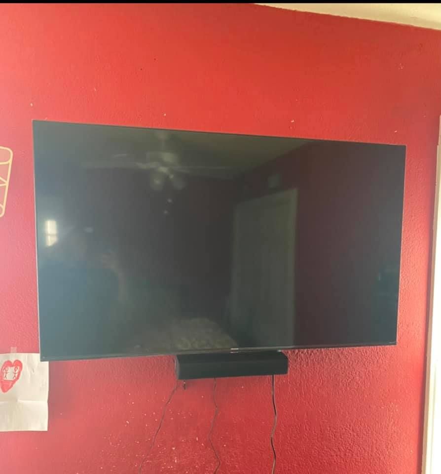 The TV Guy, McLennan County TX, Bell County TX, Hill County TX, Waco TX, South Bosque Waco TX, McGregor TX, Bellmead TX, Abbott TX, Milford TX, Waxahachie TX, Groesbeck TX, Teague TX, Woodway TX, Hewitt TX, Bruceville-Eddy TX, Troy TX, Temple TX, Belton TX, Killeen TX, Harker Heights TX, Salado TX, Jarrell TX, Georgetown TX, TV Mounting, TV Mounting Help, TV Mounting Company, Professional TV Mounting, TV Mounting Service Near Me, Office TV Mounting, Office TV Mounting Help, Office TV Mounting Company, Professional Office TV Mounting, Office TV Mounting Service Near Me, Soundbar Mounting, Soundbar Mounting Service Near Me, TV Wire Concealer, Hide TV Wire Services, Hide Soundbar Wire Services, Shelf Installation