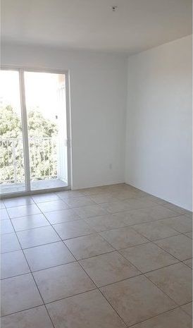 735 SW 2nd Street Dining Area