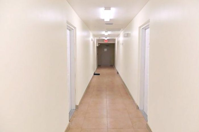 735 SW 2nd Street Hallway