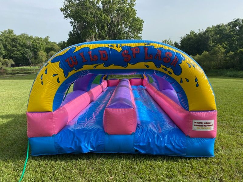 An inflatable double-lane 