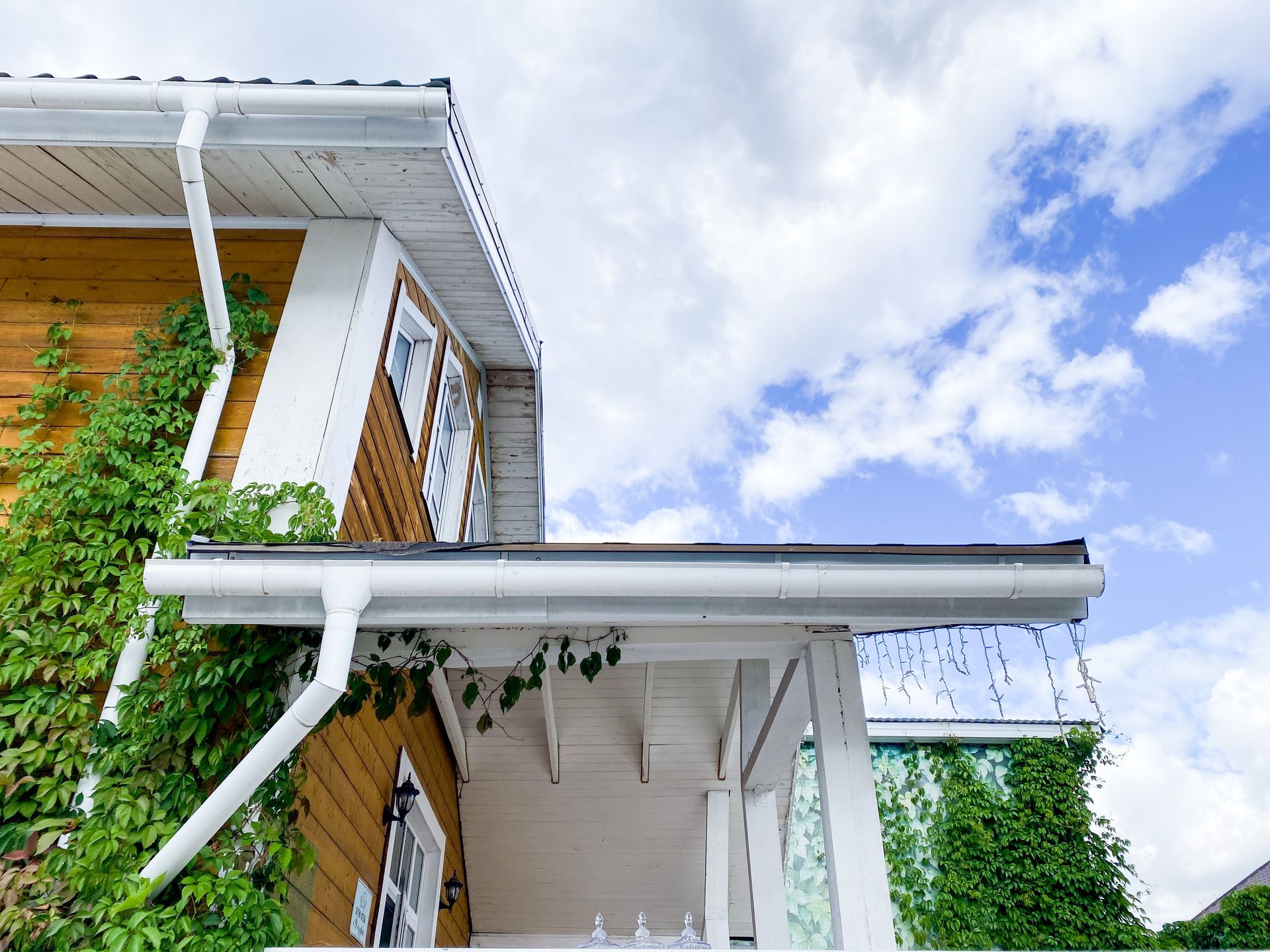 install gutters in Red Wing, MN
