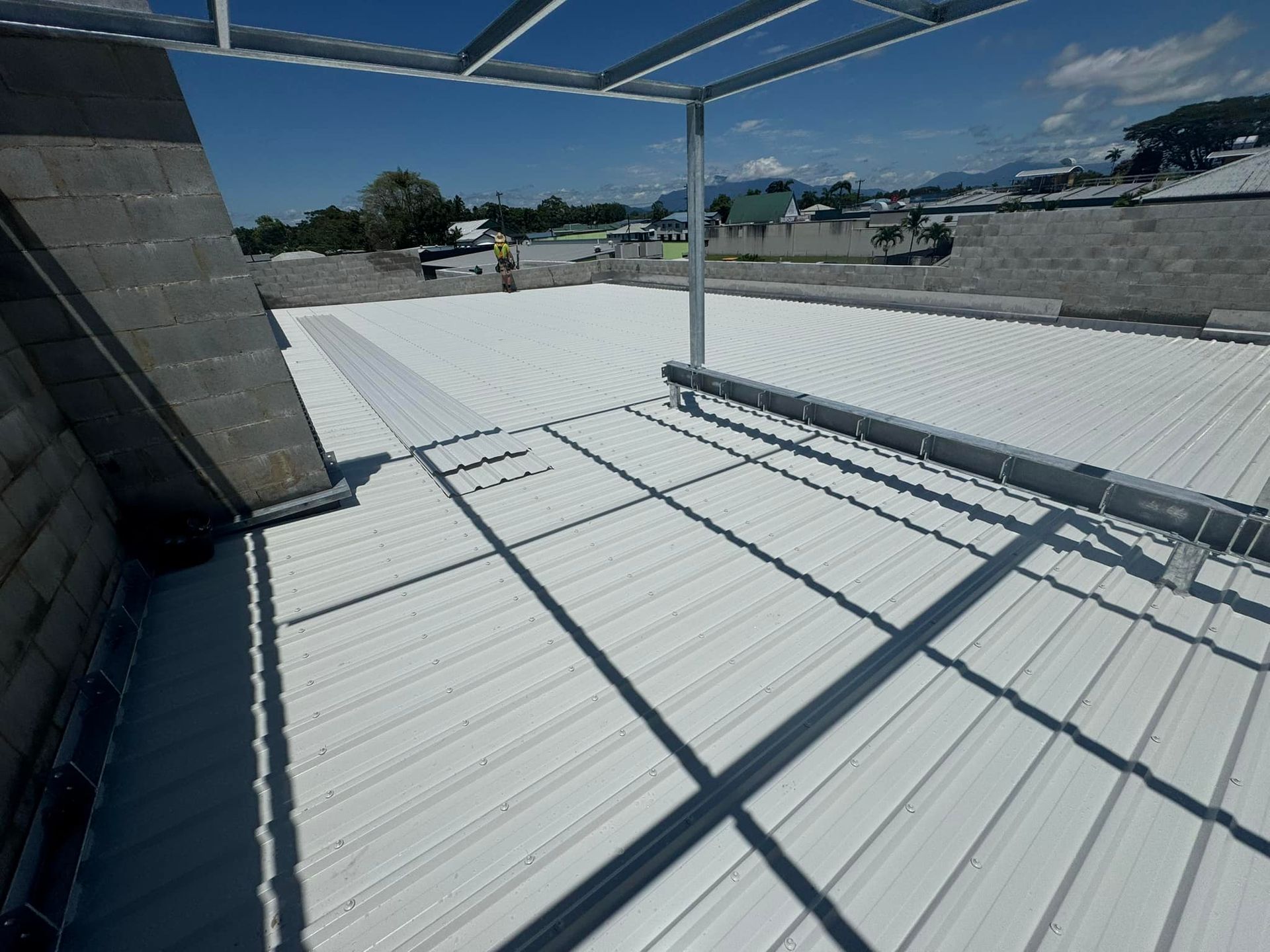 A roof with a lot of solar panels on it.