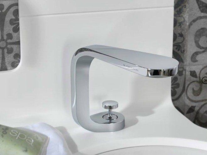 Rubinetto formato quadrato