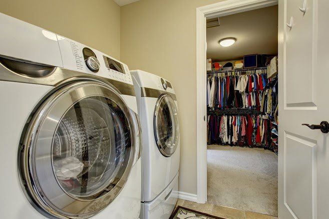 The Best Tips for Cleaning Up After A Washing Machine 