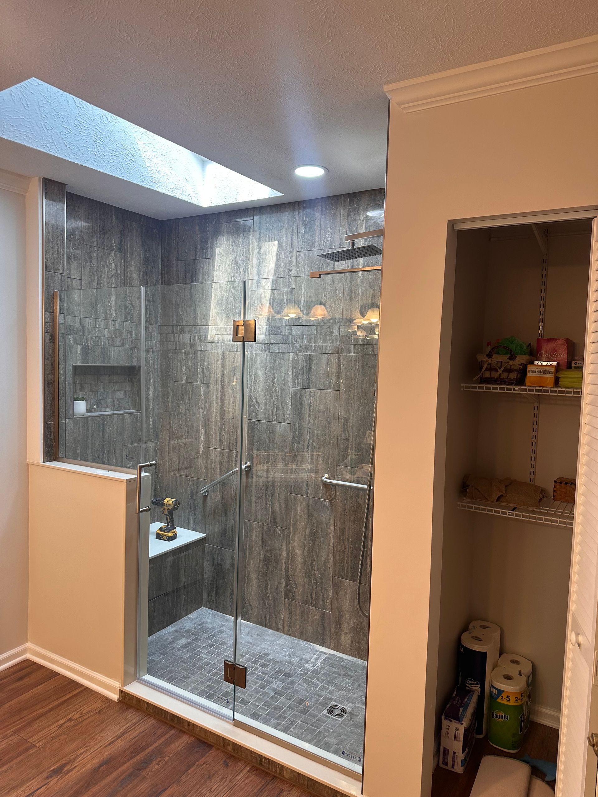 Bathroom remodeling service