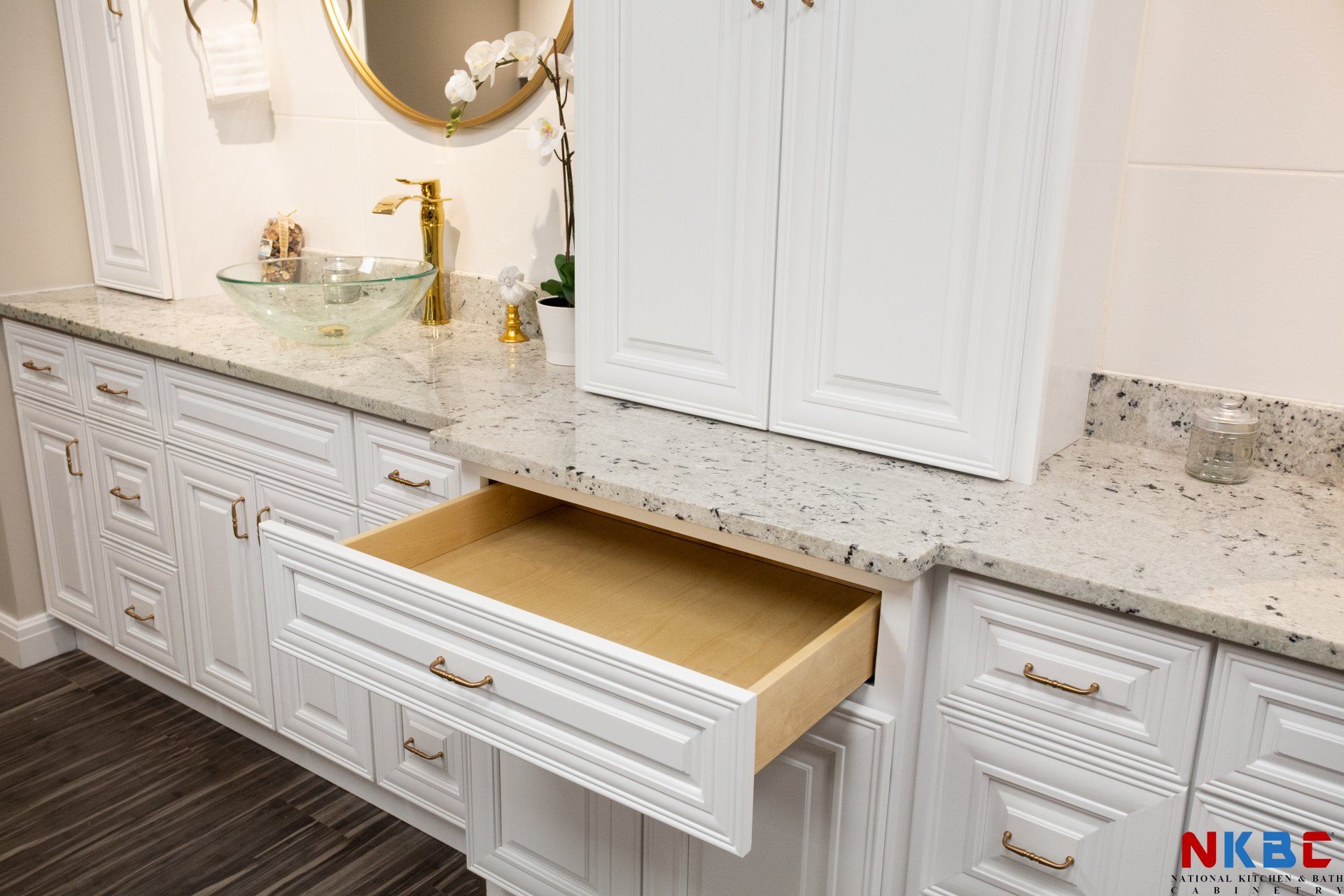 wholesale cabinets in Bolingbrook, IL