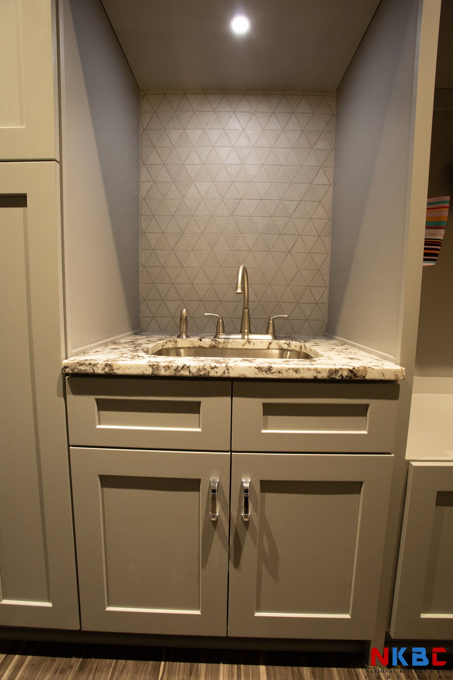 wholesale cabinets in Peoria, IL