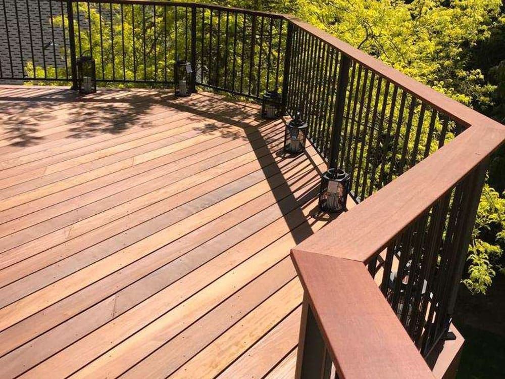 a brown deck tri-cities wa