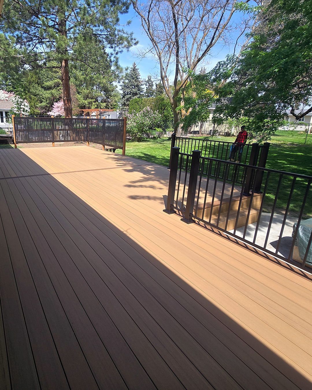 a huge grey deck in tri-cities, wa