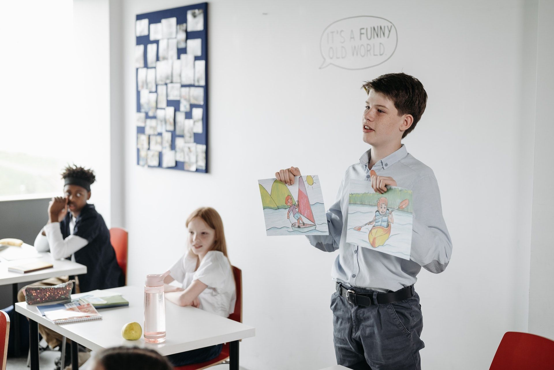 How do visual supports help autistic students?