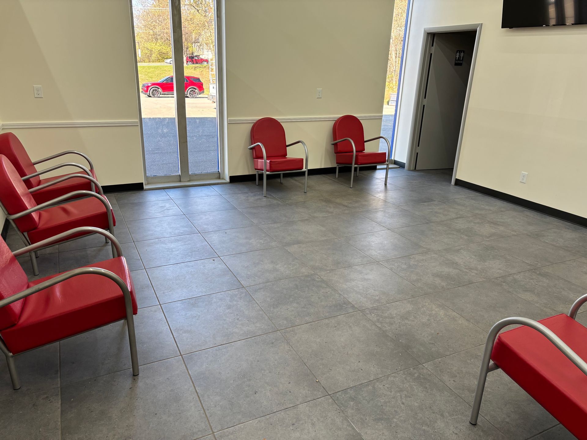 Waiting Area | Dunn Tire