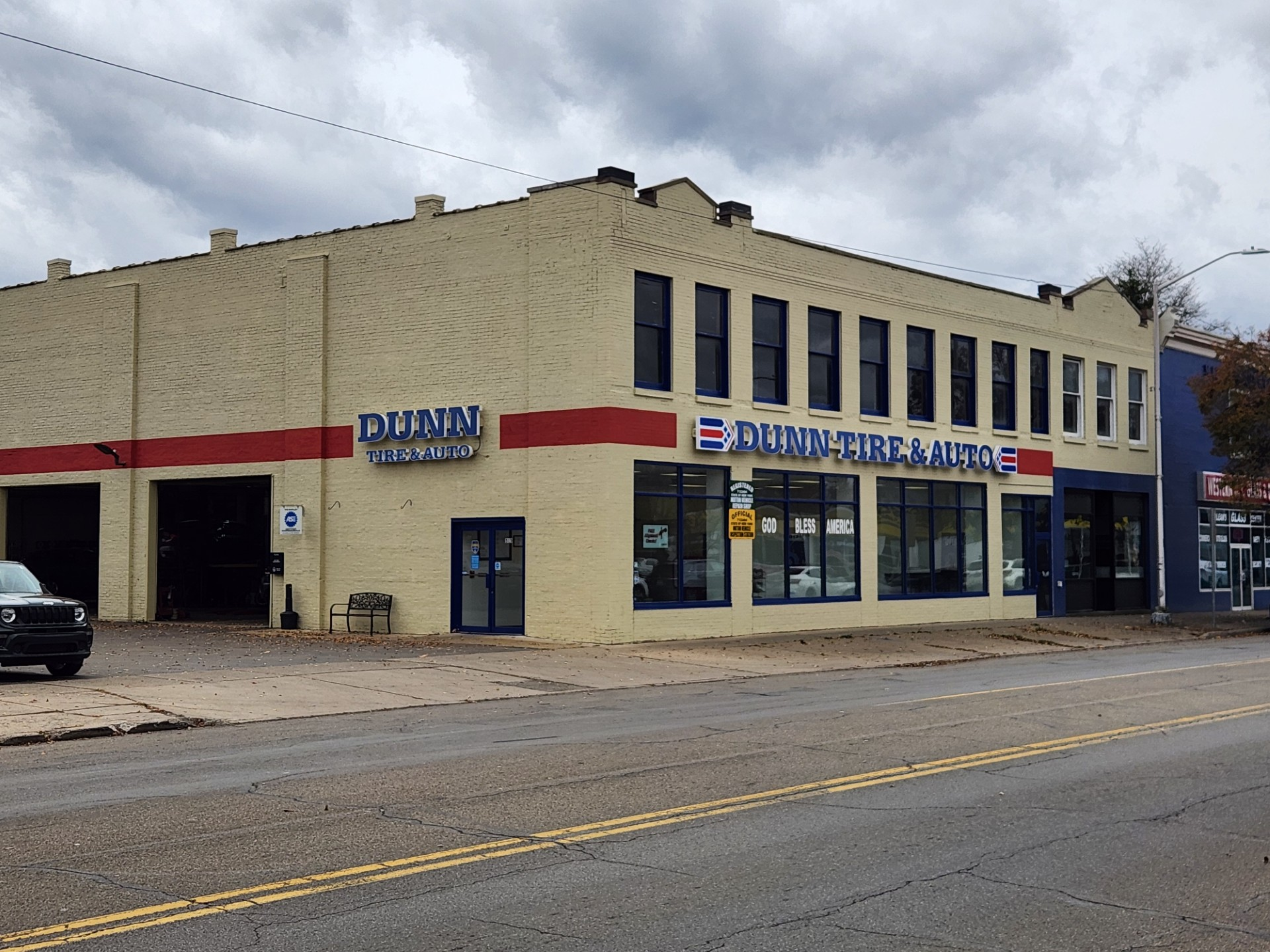 Storefront | Dunn Tire