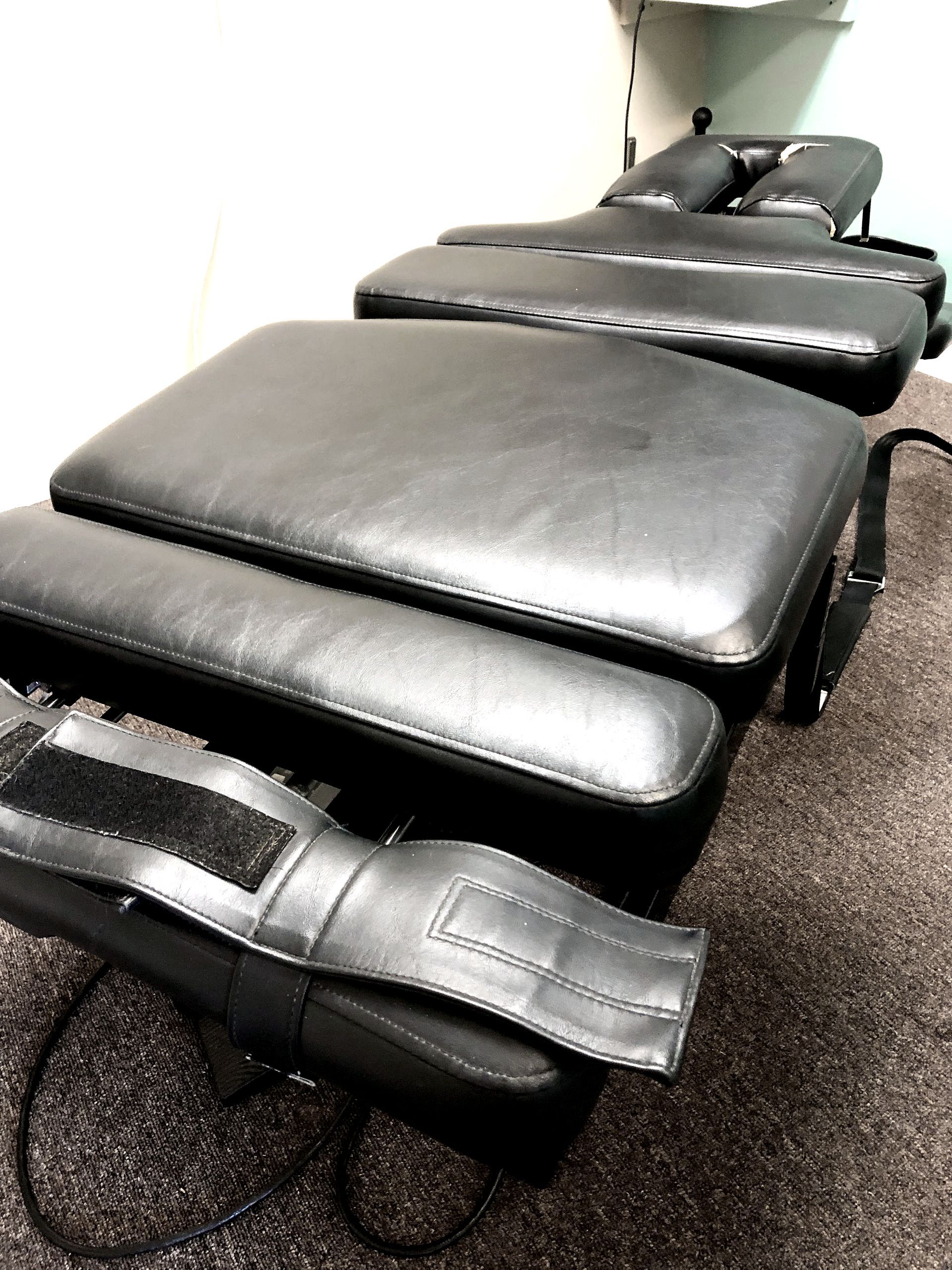 Image of spinal decompression table