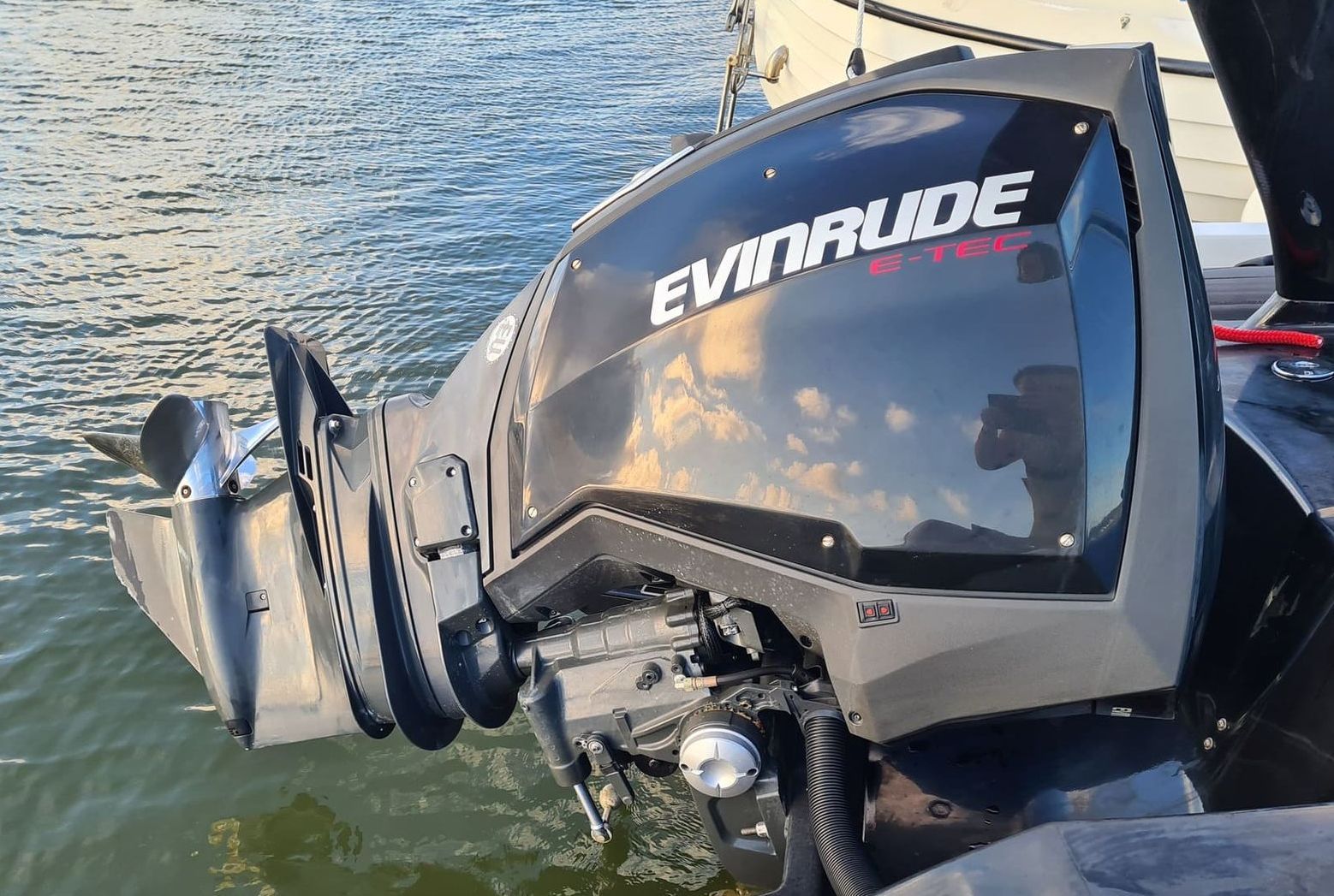 boat and yacht maintenance in Long Beach, Seal Beach, Sunset Beach, Belmont, Naples, Alamitos