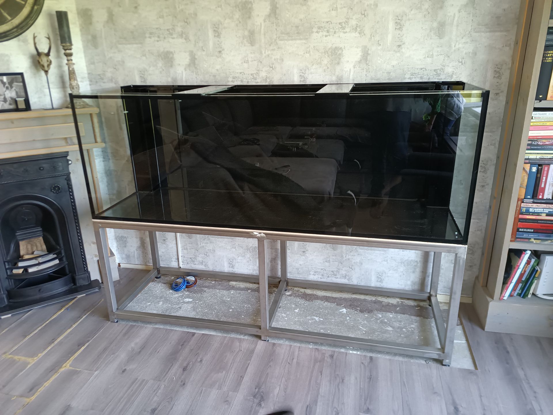 Volglas aquarium op maat thuis geleverd