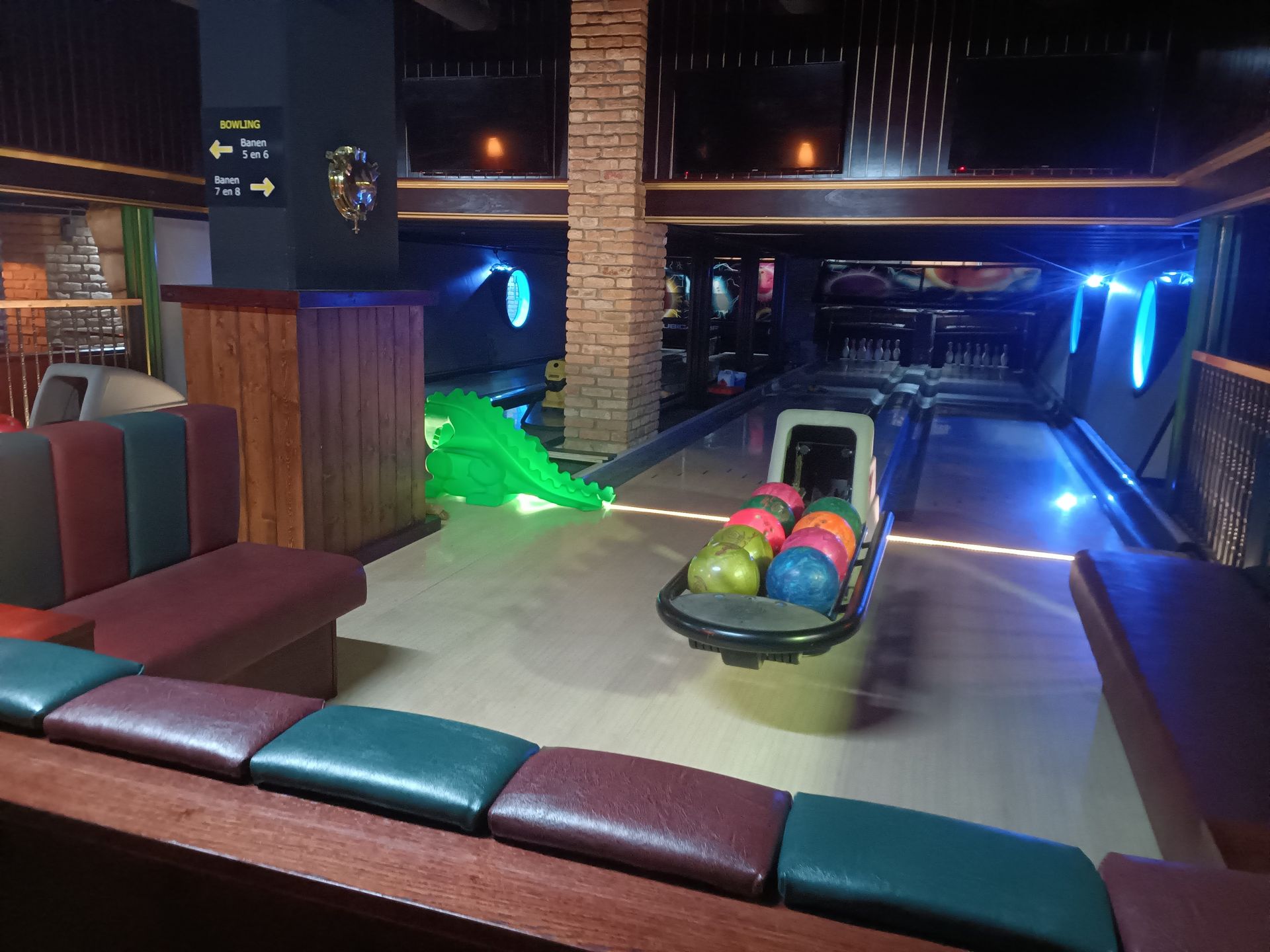 Aquarium onderhoud bowlingbaan