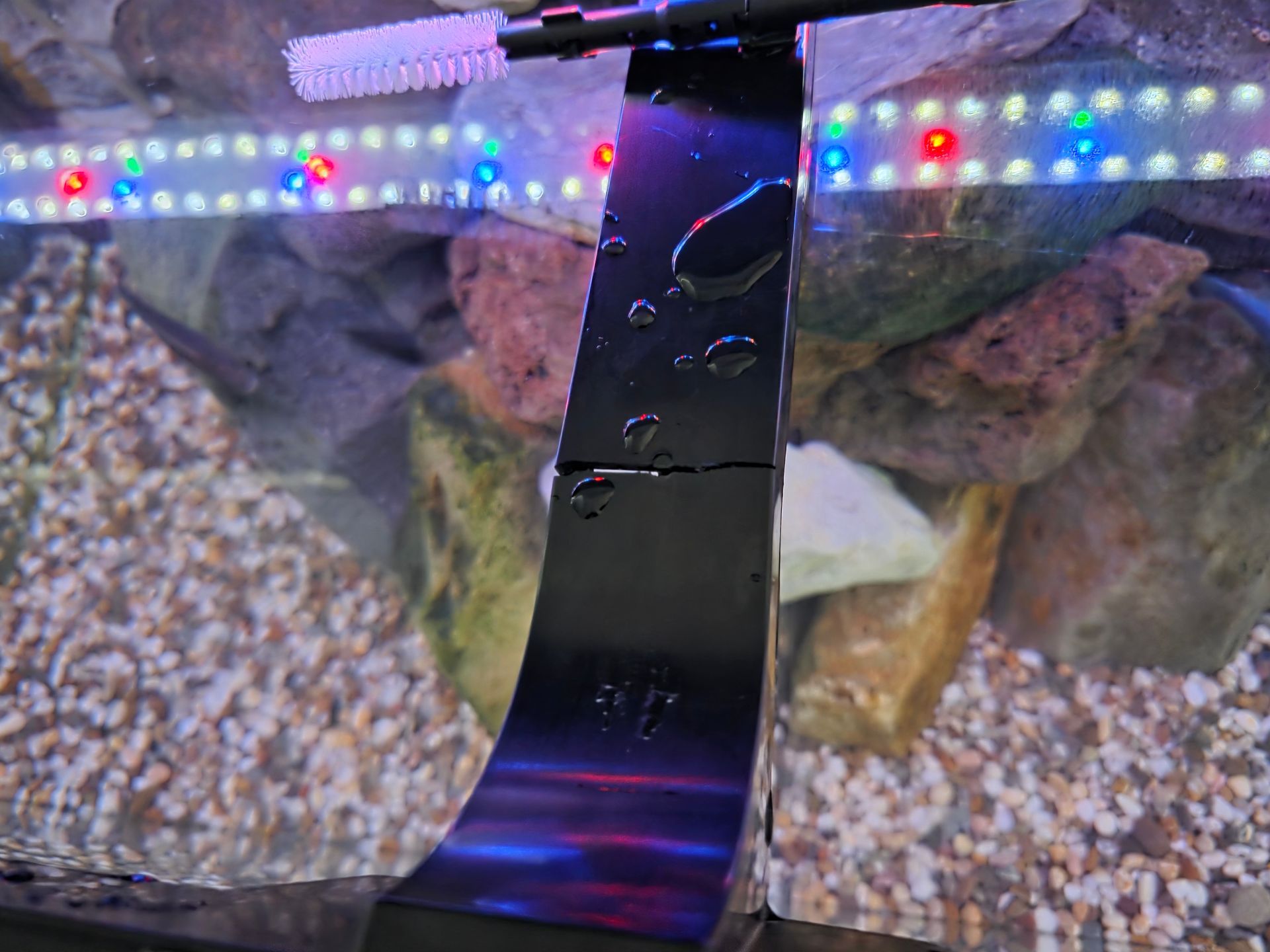 Juwel versteviging gescheurd